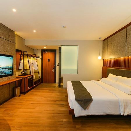 Nata Azana Hotel Solo Екстер'єр фото