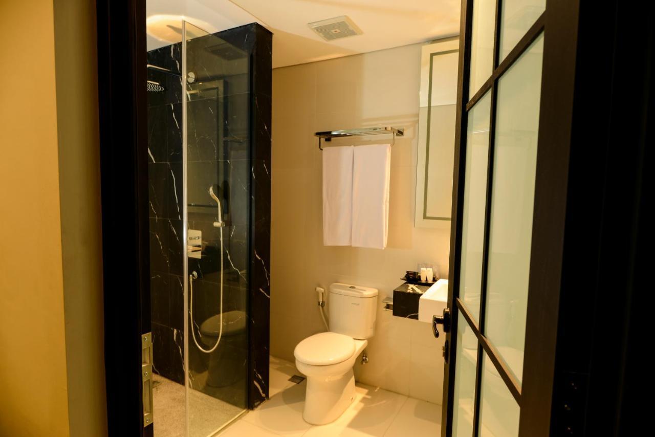 Nata Azana Hotel Solo Екстер'єр фото