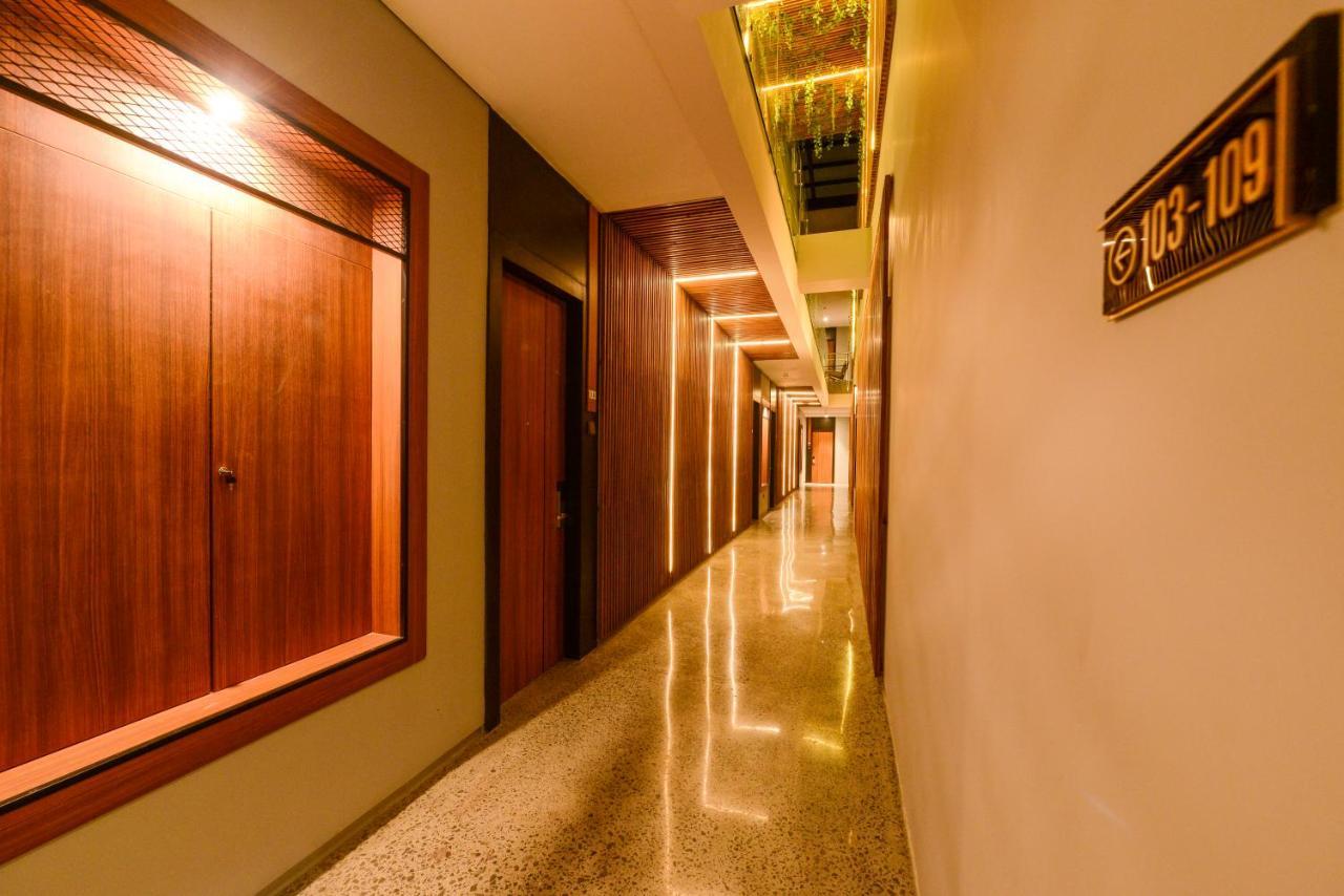 Nata Azana Hotel Solo Екстер'єр фото