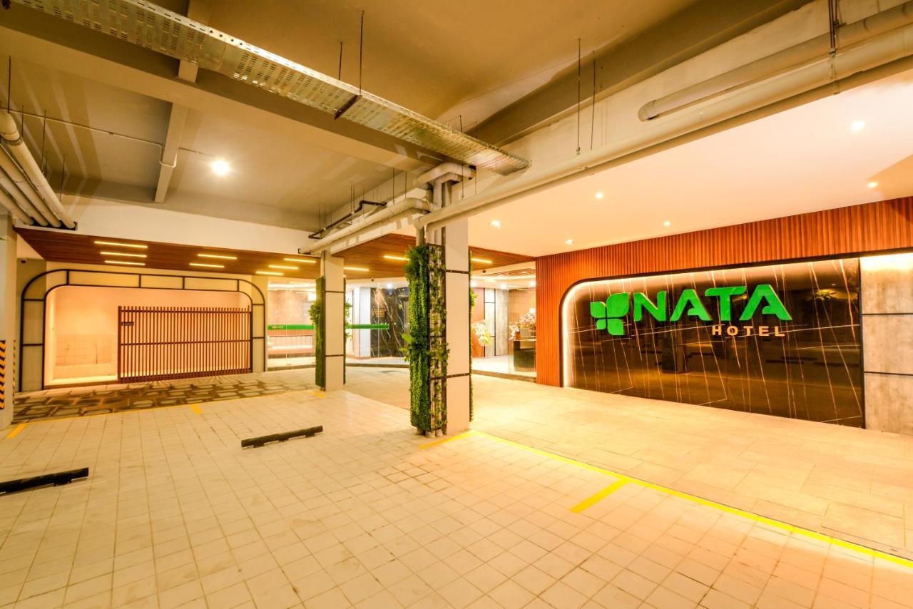 Nata Azana Hotel Solo Екстер'єр фото