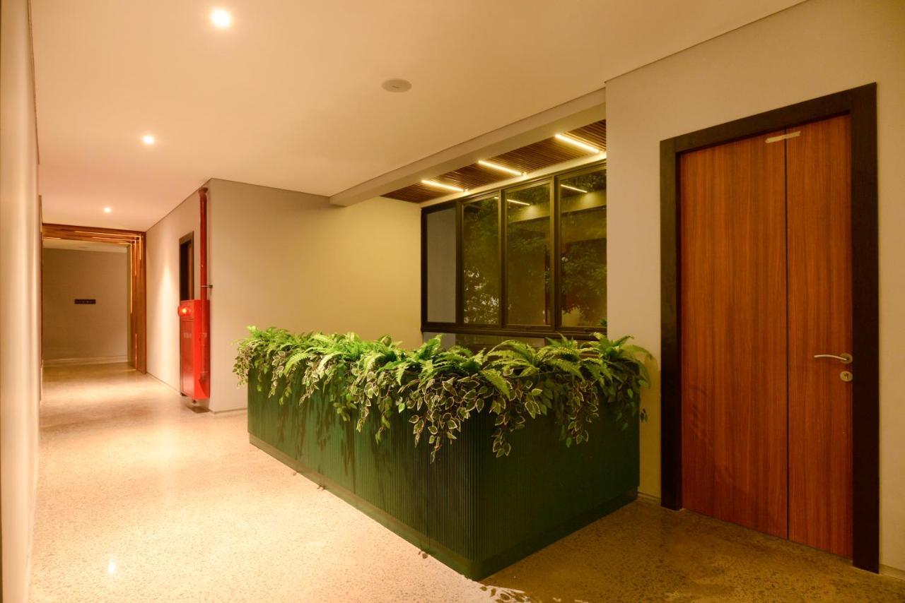 Nata Azana Hotel Solo Екстер'єр фото