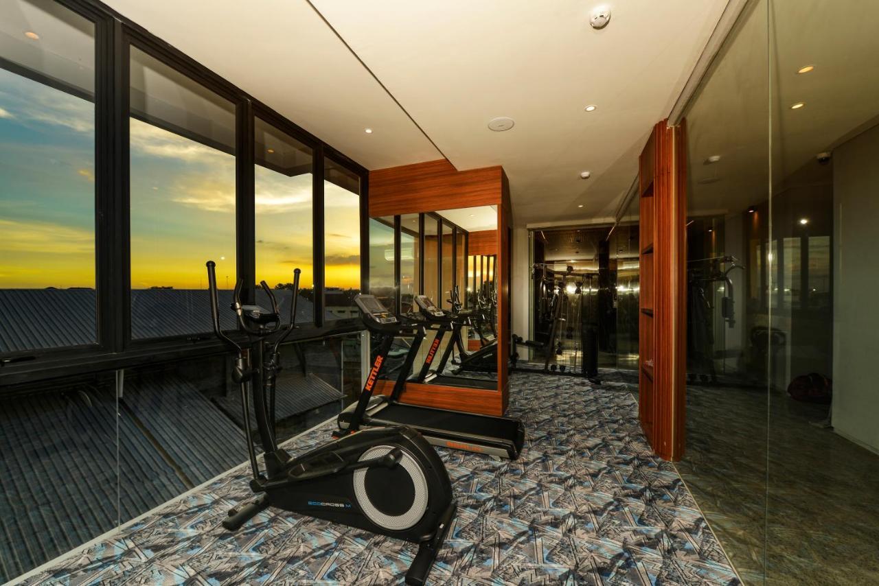 Nata Azana Hotel Solo Екстер'єр фото