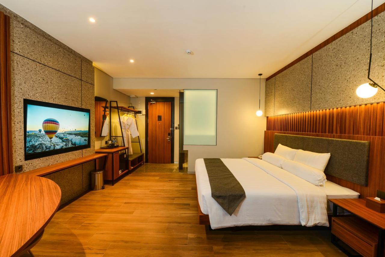 Nata Azana Hotel Solo Екстер'єр фото