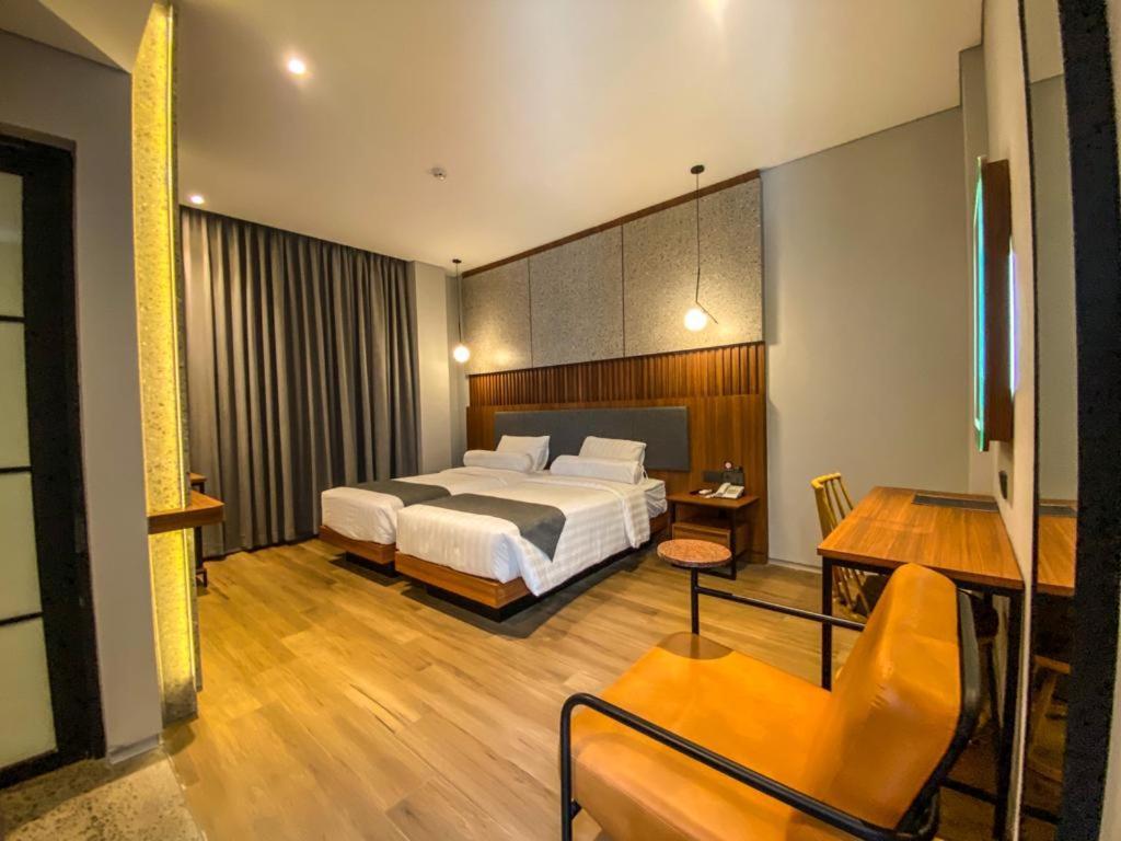 Nata Azana Hotel Solo Екстер'єр фото